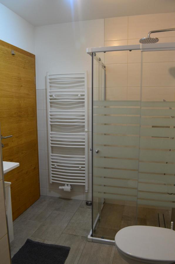 Apartment Klein & Fein Schlitters Exteriér fotografie